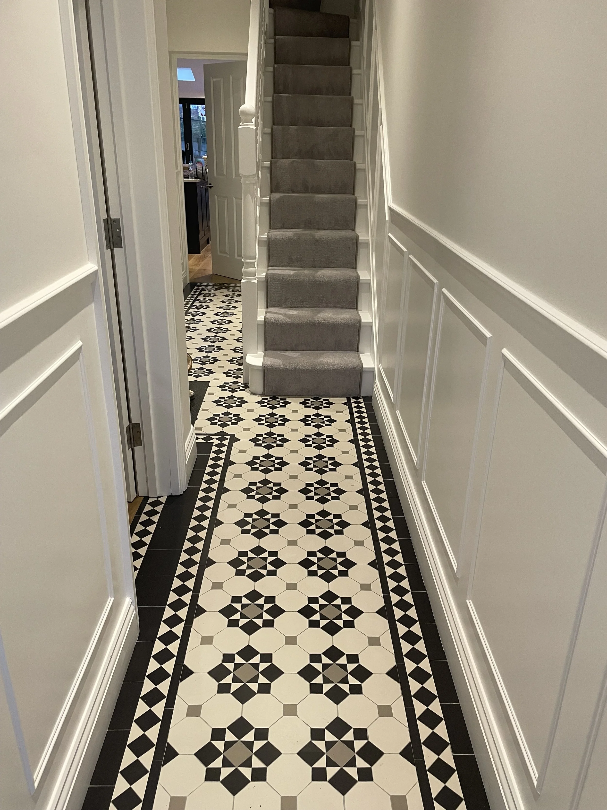 Diamond Border Square Tiling Caerphilly